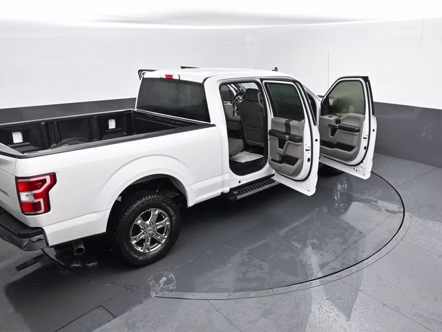 2019 White Ford F-150 4X4 Truck