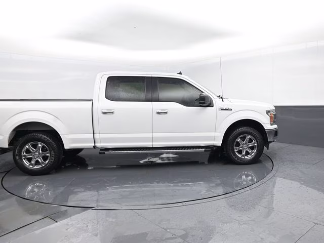 2019 White Ford F-150 4X4 Truck