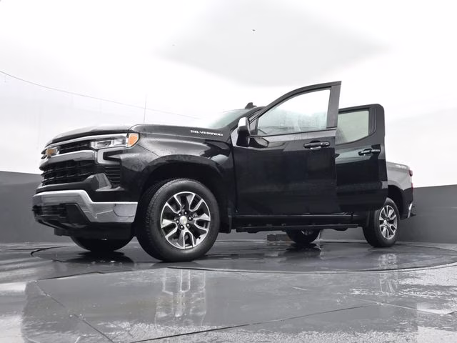 2023 Black Chevrolet Silverado 1500 LT 4X4 Truck