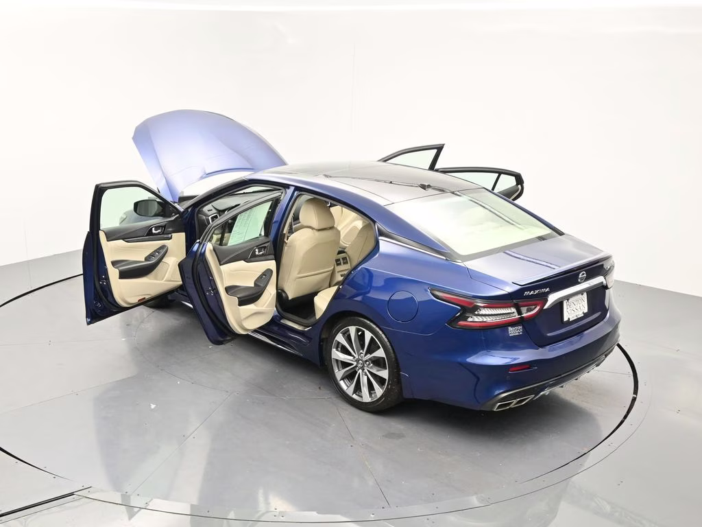 2021 Deep Blue Pearl Nissan Maxima Platinum FWD Sedan