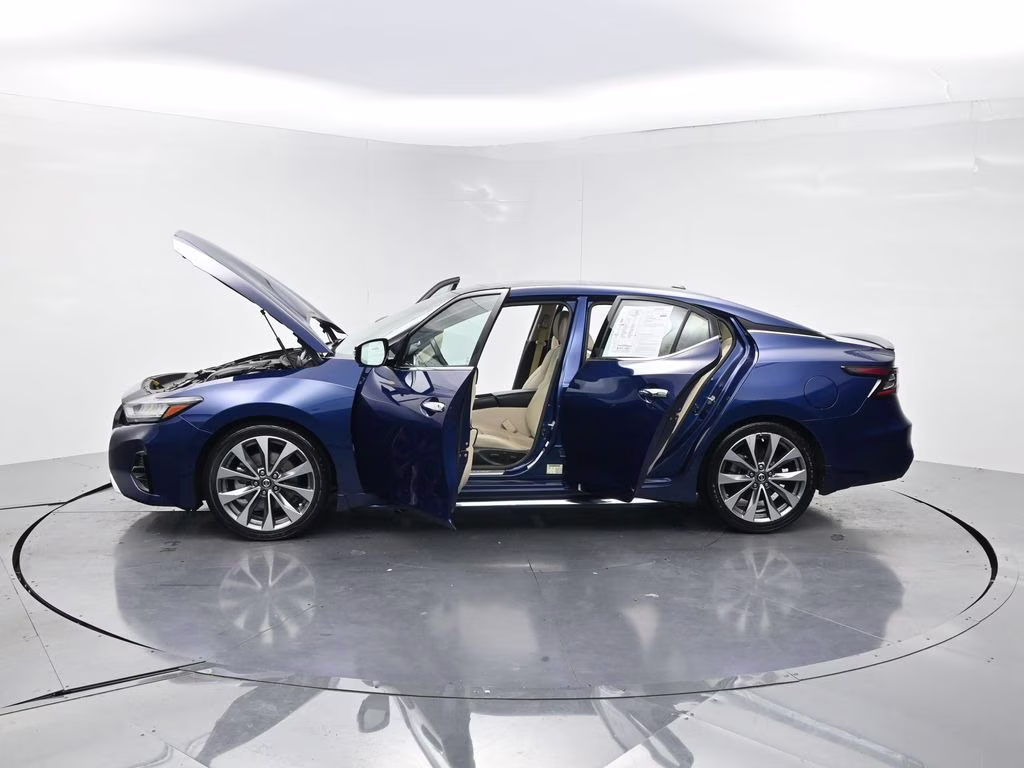 2021 Deep Blue Pearl Nissan Maxima Platinum FWD Sedan