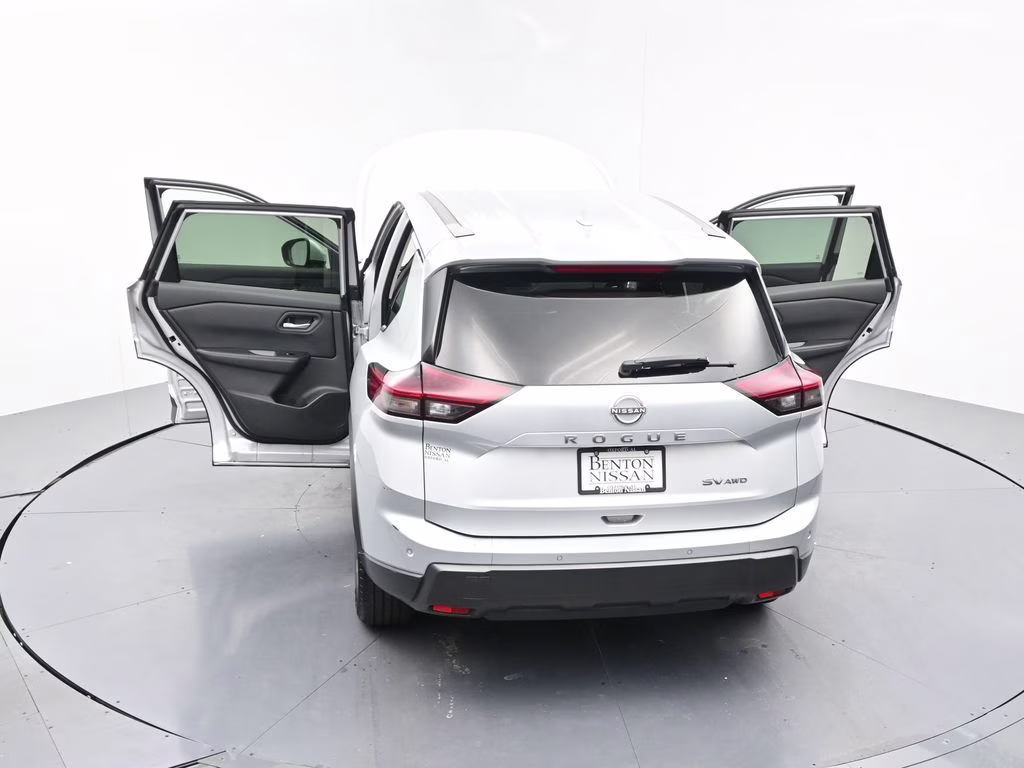 2024 Brilliant Silver Metallic Nissan Rogue SV AWD SUV