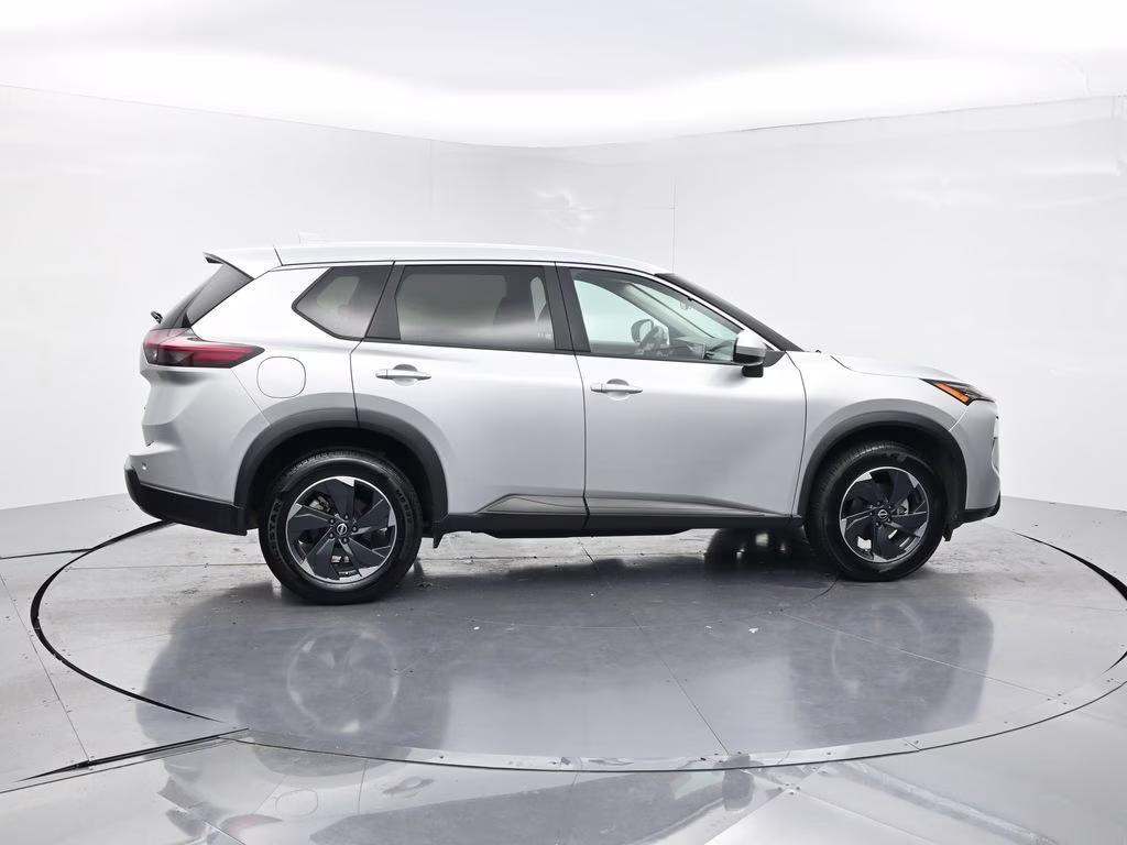 2024 Brilliant Silver Metallic Nissan Rogue SV AWD SUV