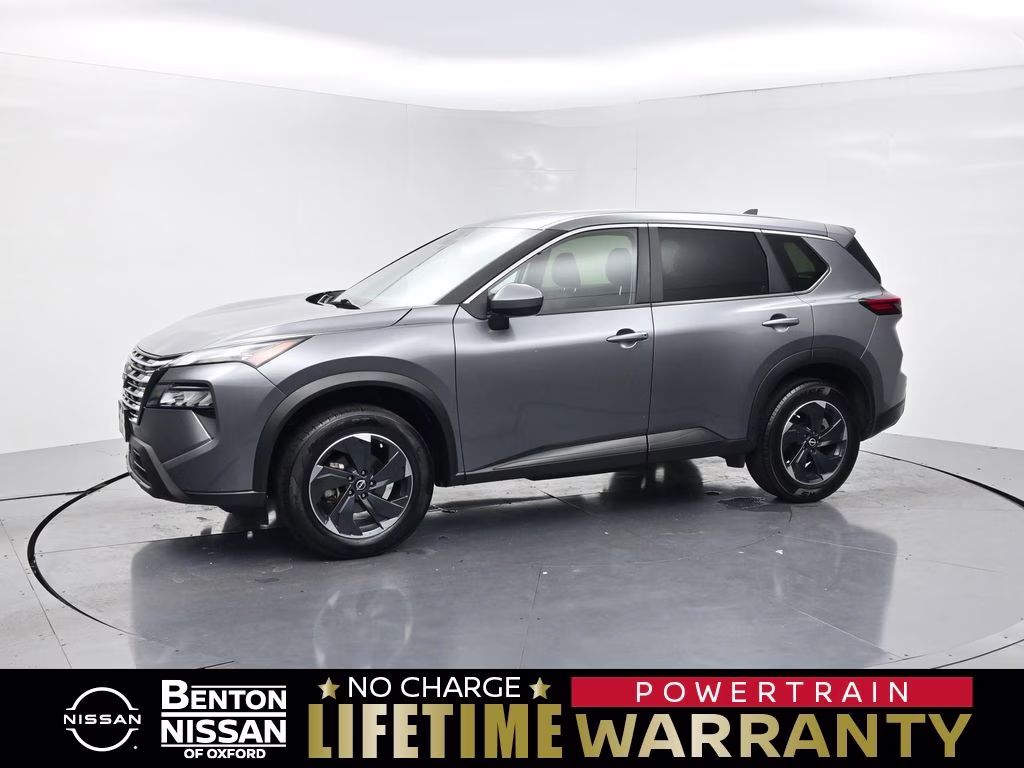 2024 Gun Metallic Nissan Rogue SV AWD SUV