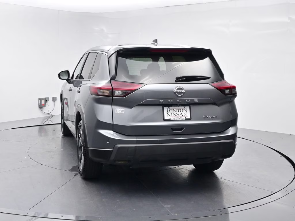 2024 Gun Metallic Nissan Rogue SV AWD SUV