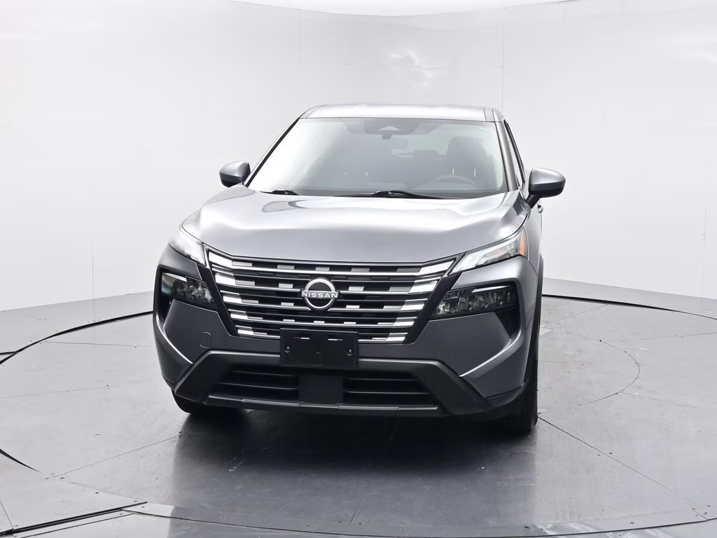 2024 Gun Metallic Nissan Rogue SV AWD SUV