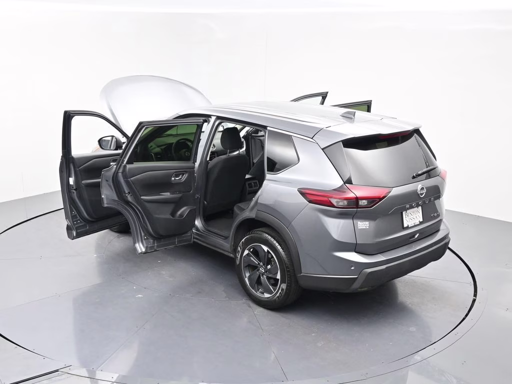 2024 Gun Metallic Nissan Rogue SV AWD SUV