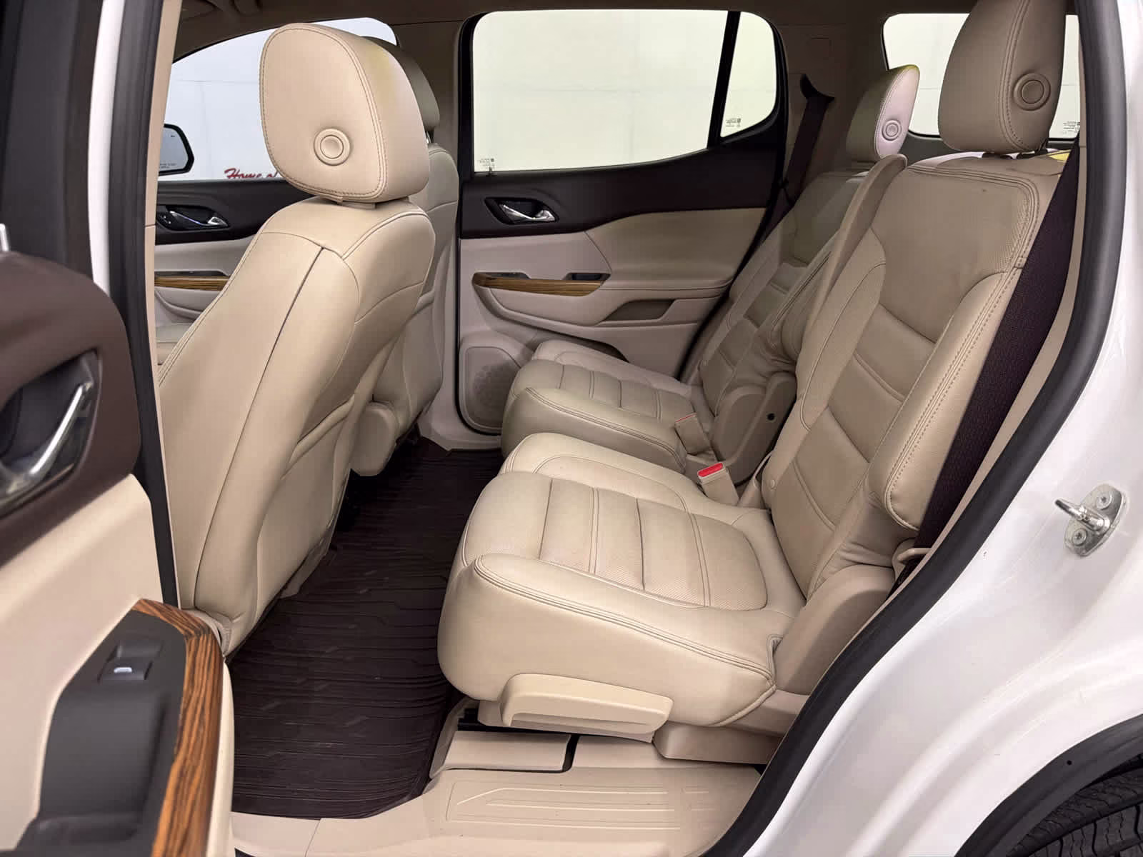 2017 White Frost Tricoat GMC Acadia Denali AWD SUV