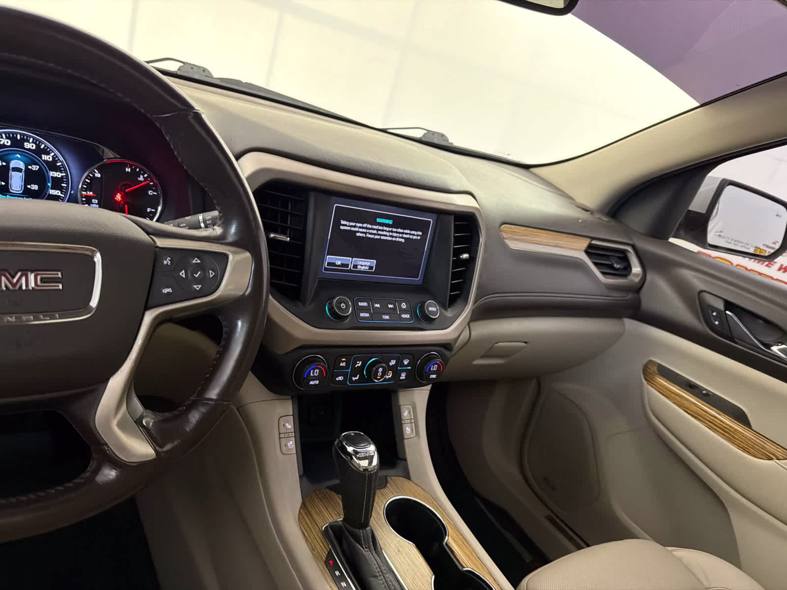 2017 White Frost Tricoat GMC Acadia Denali AWD SUV