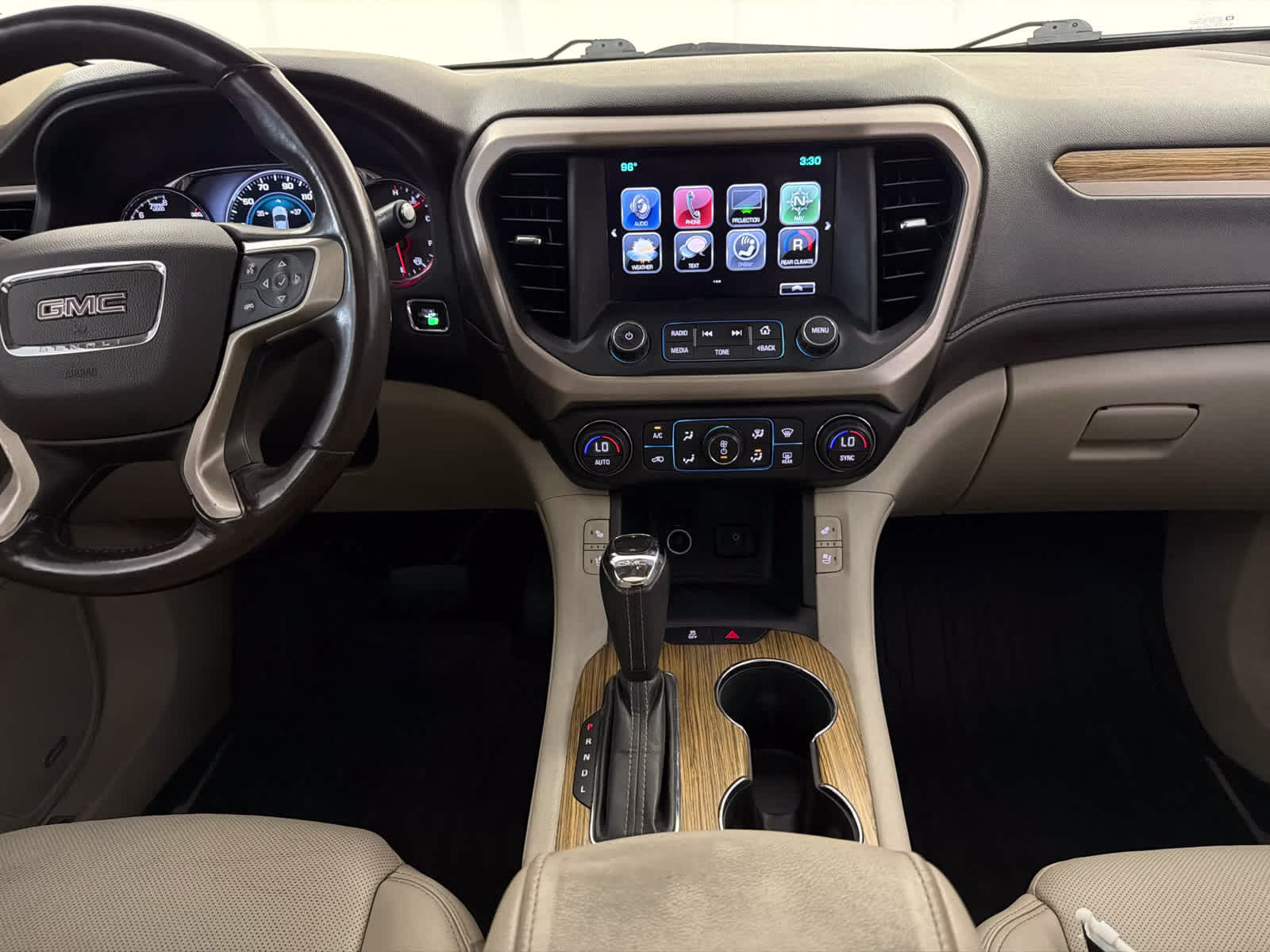 2017 White Frost Tricoat GMC Acadia Denali AWD SUV