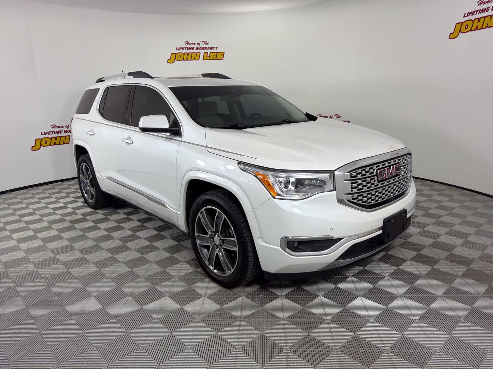 2017 White Frost Tricoat GMC Acadia Denali AWD SUV