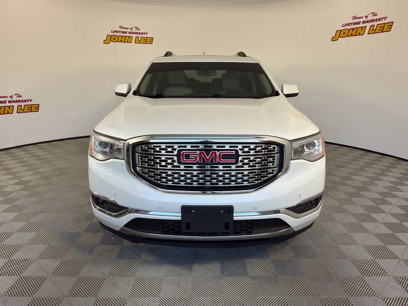 2017 White Frost Tricoat GMC Acadia Denali AWD SUV