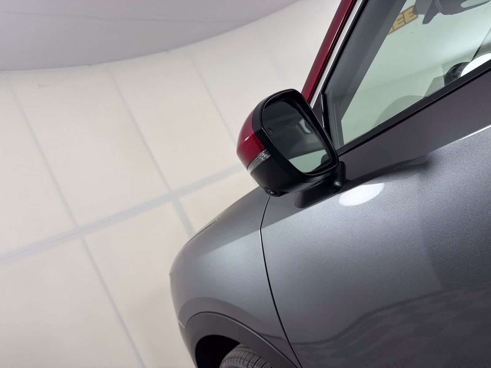 2026 Gun Metallic/Scarlet Ember Tintcoat Nissan Kicks SR FWD SUV