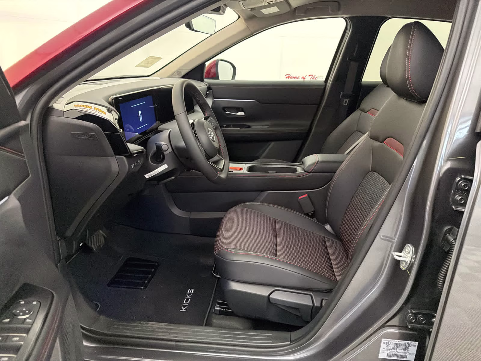 2026 Gun Metallic/Scarlet Ember Tintcoat Nissan Kicks SR FWD SUV