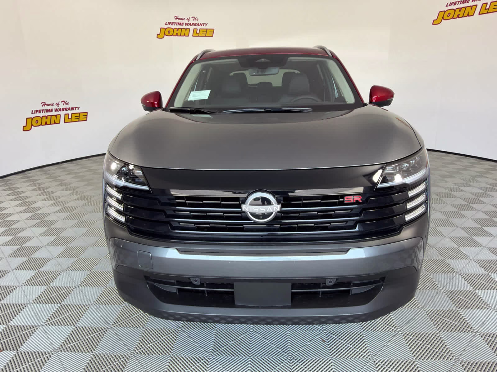 2026 Gun Metallic/Scarlet Ember Tintcoat Nissan Kicks SR FWD SUV