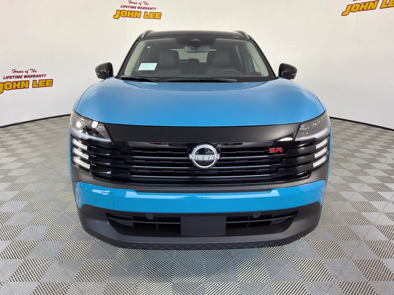 2026 Arctic Ice Blue Metallic/Super Black Nissan Kicks SR FWD SUV