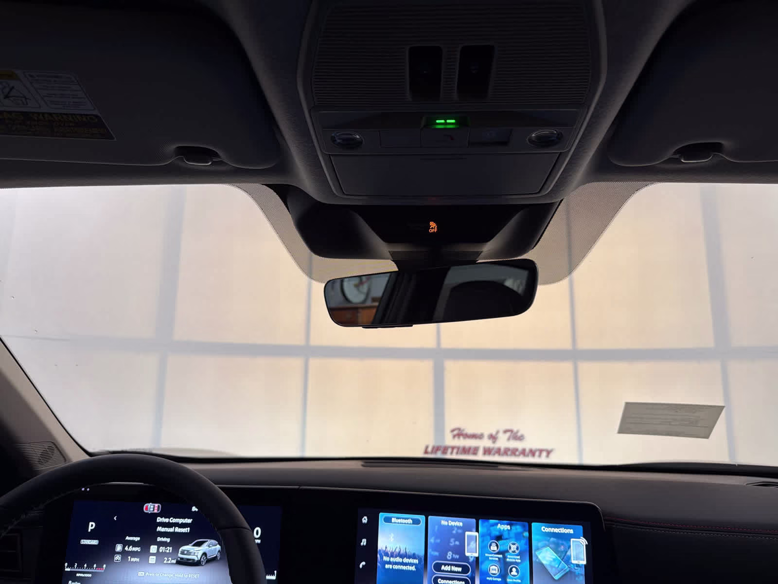 2026 Gun Metallic/Scarlet Ember Tintcoat Nissan Kicks SR FWD SUV