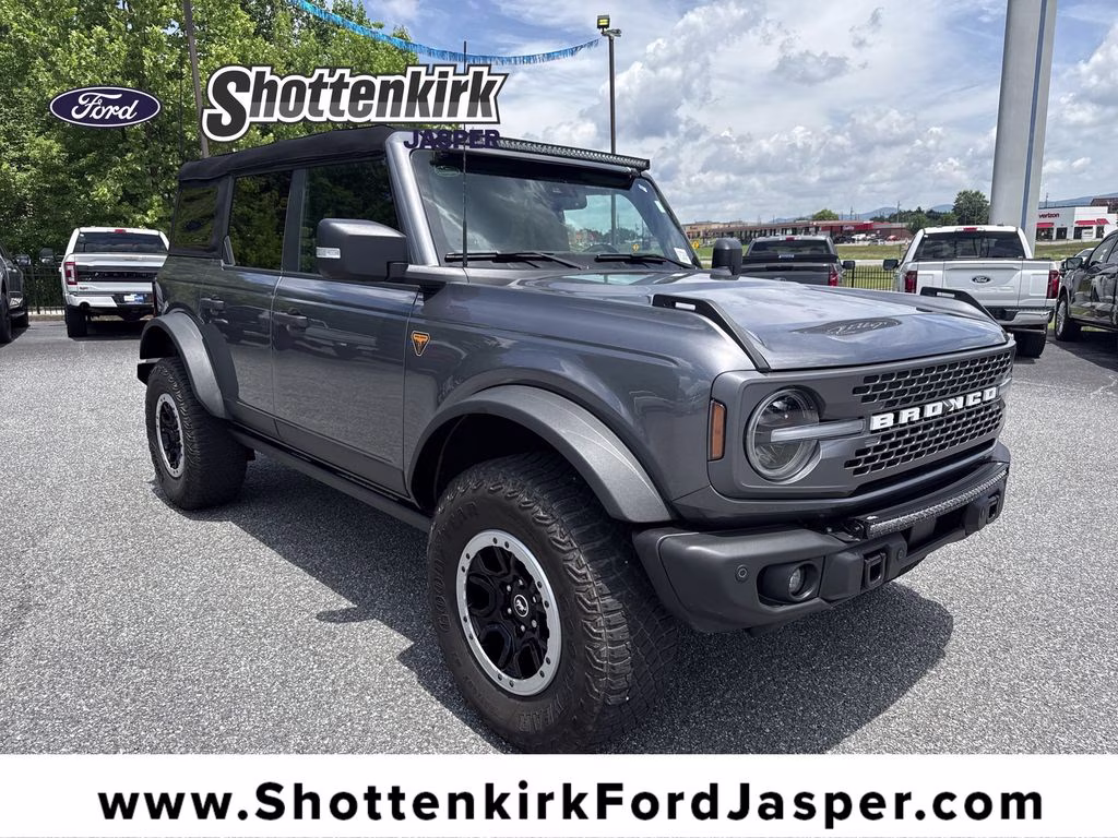 2023 Carbonized Gray Metallic Ford Bronco Badlands 4X4 SUV