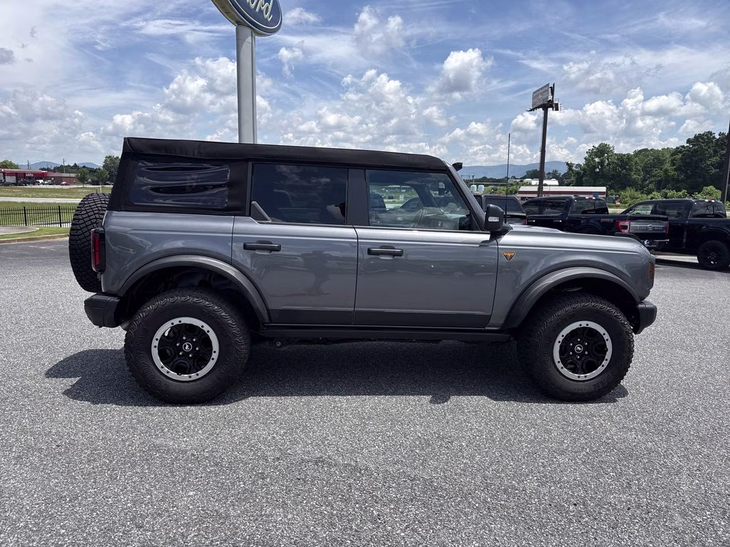 2023 Carbonized Gray Metallic Ford Bronco Badlands 4X4 SUV