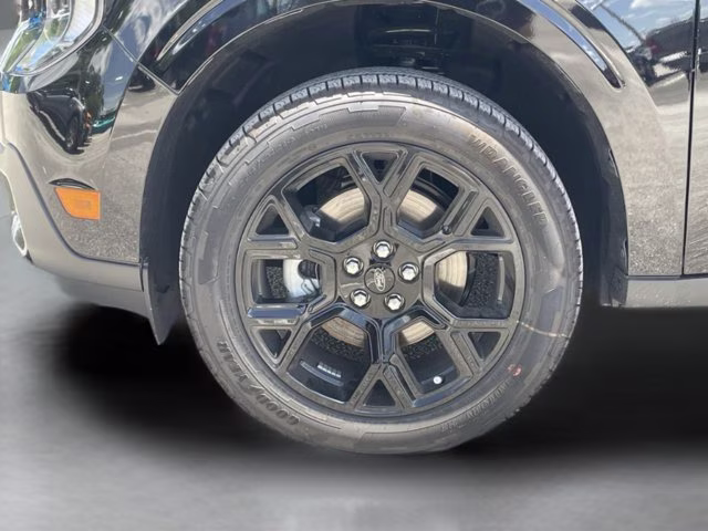 2026 Shadow Black Ford Maverick XLT AWD Truck