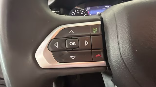 2022 Diamond Black Crystal Pearlcoat Jeep Compass Latitude FWD SUV