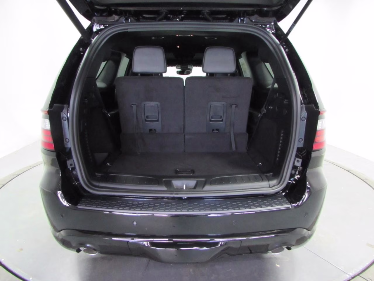 2026 DB Black Clearcoat Dodge Durango GT Plus HEMI V8 AWD SUV