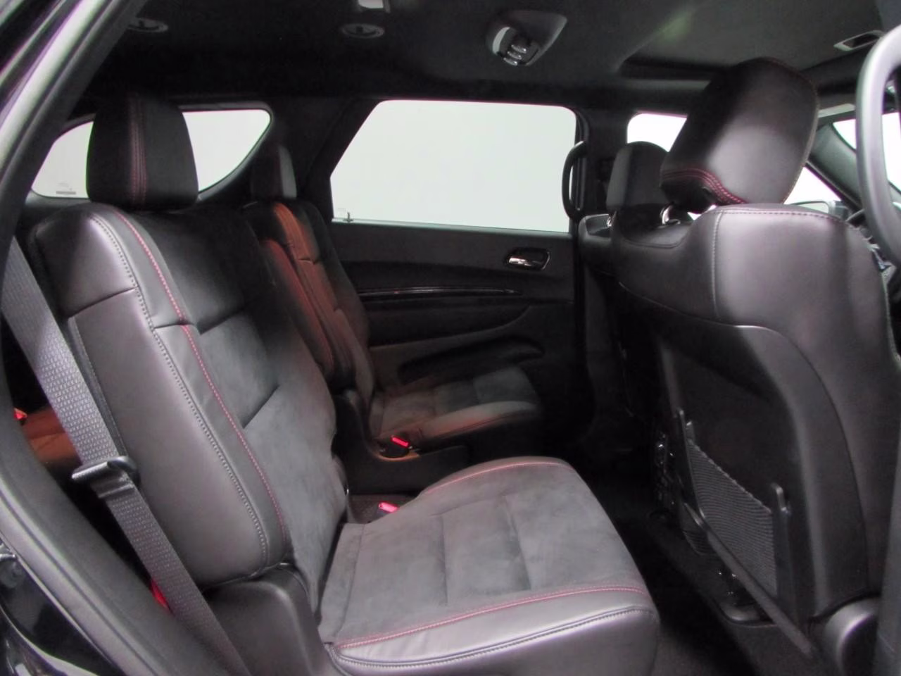 2026 DB Black Clearcoat Dodge Durango GT Plus HEMI V8 AWD SUV