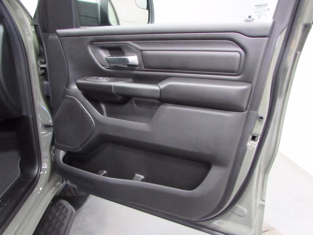 2026 Canyon Lake Ram 1500 Express 4X4 Truck