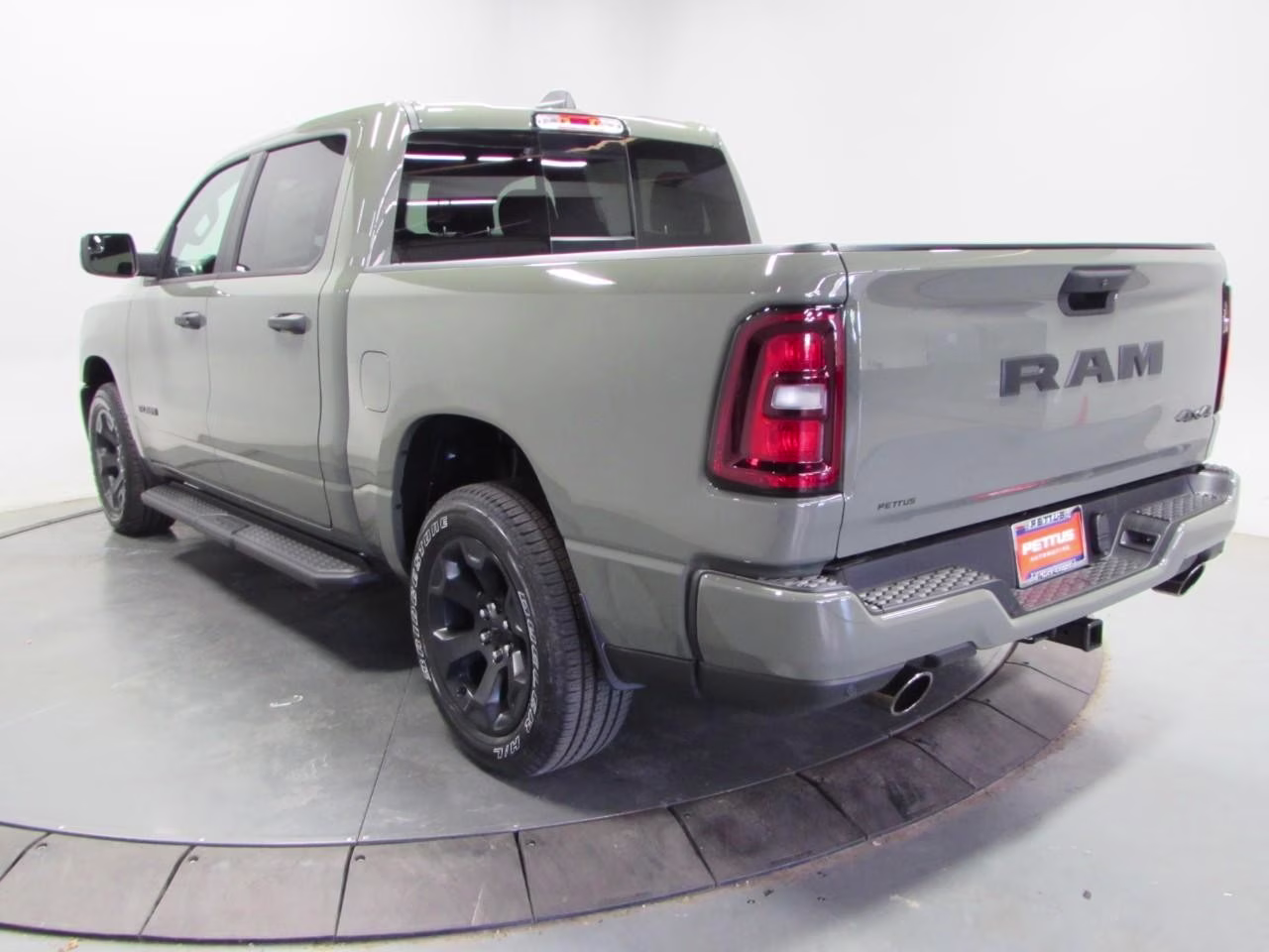 2026 Canyon Lake Ram 1500 Express 4X4 Truck