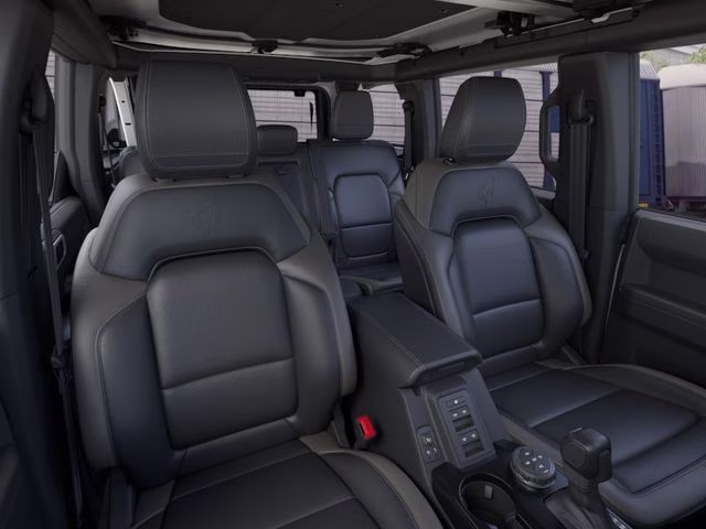 2026 Oxford White Ford Bronco Outer Banks 4X4 SUV