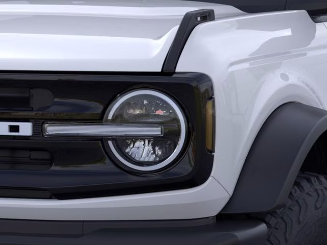 2026 Oxford White Ford Bronco Outer Banks 4X4 SUV