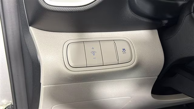 2023 Shimmering Silver Hyundai Venue SEL FWD SUV