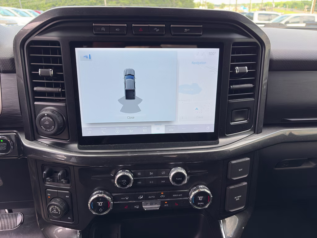 2021 OXFORD WHITE Ford F-150 XLT 4X4 Truck