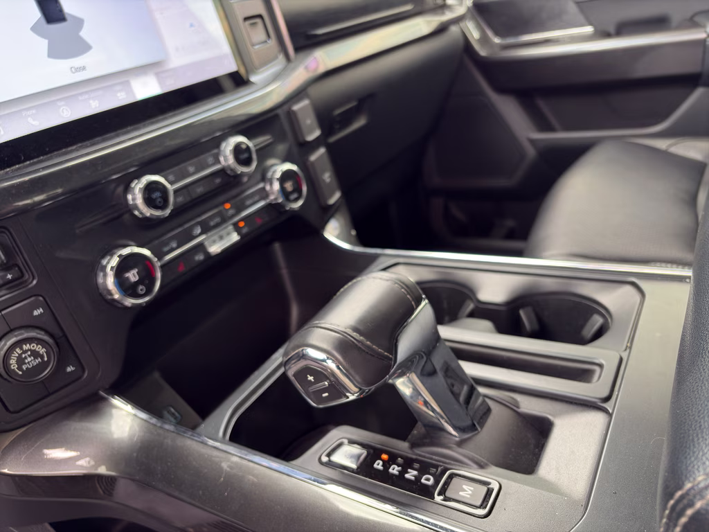 2021 OXFORD WHITE Ford F-150 XLT 4X4 Truck