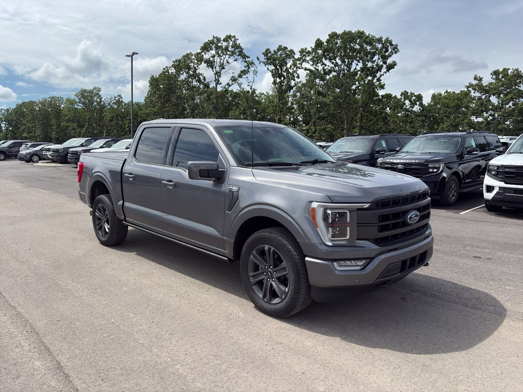 2023 Carbonized Gray Metallic Ford F-150 LARIAT 4X4 Truck