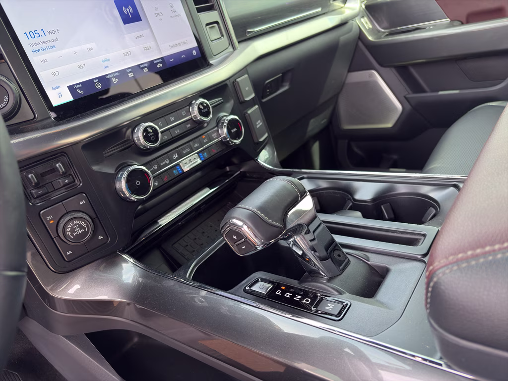 2023 Carbonized Gray Metallic Ford F-150 LARIAT 4X4 Truck