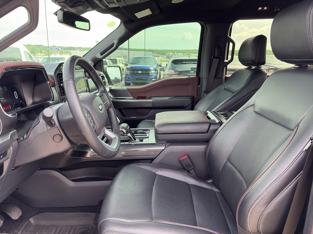 2023 Carbonized Gray Metallic Ford F-150 LARIAT 4X4 Truck