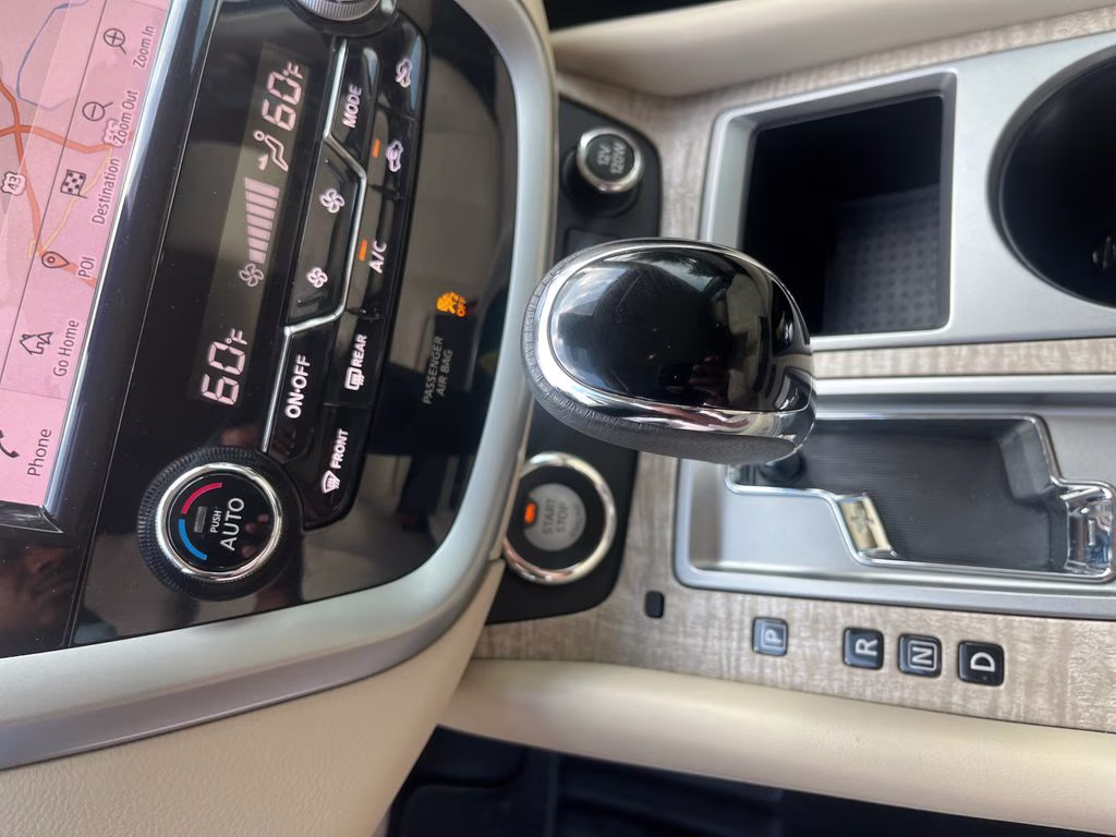 2022 Magnetic Black Pearl Nissan Murano SL FWD SUV