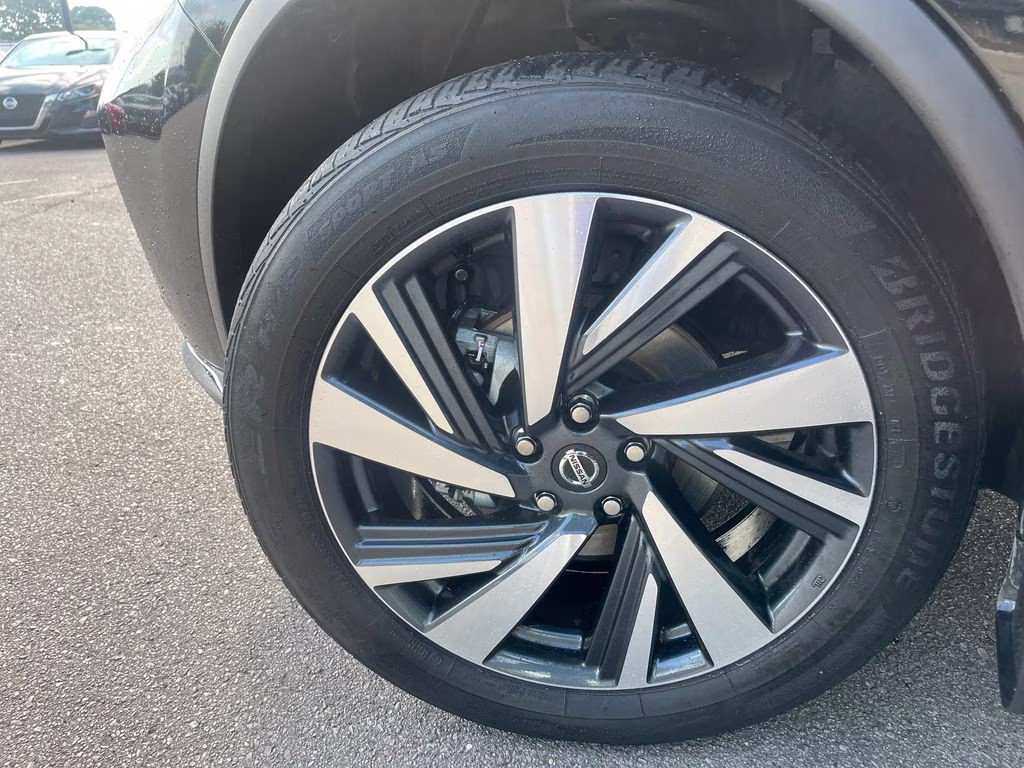 2022 Magnetic Black Pearl Nissan Murano SL FWD SUV