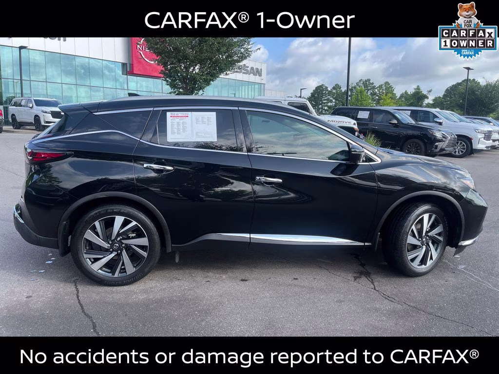 2022 Magnetic Black Pearl Nissan Murano SL FWD SUV