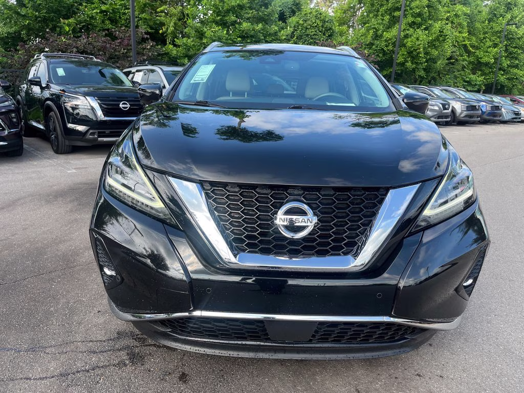 2022 Magnetic Black Pearl Nissan Murano SL FWD SUV