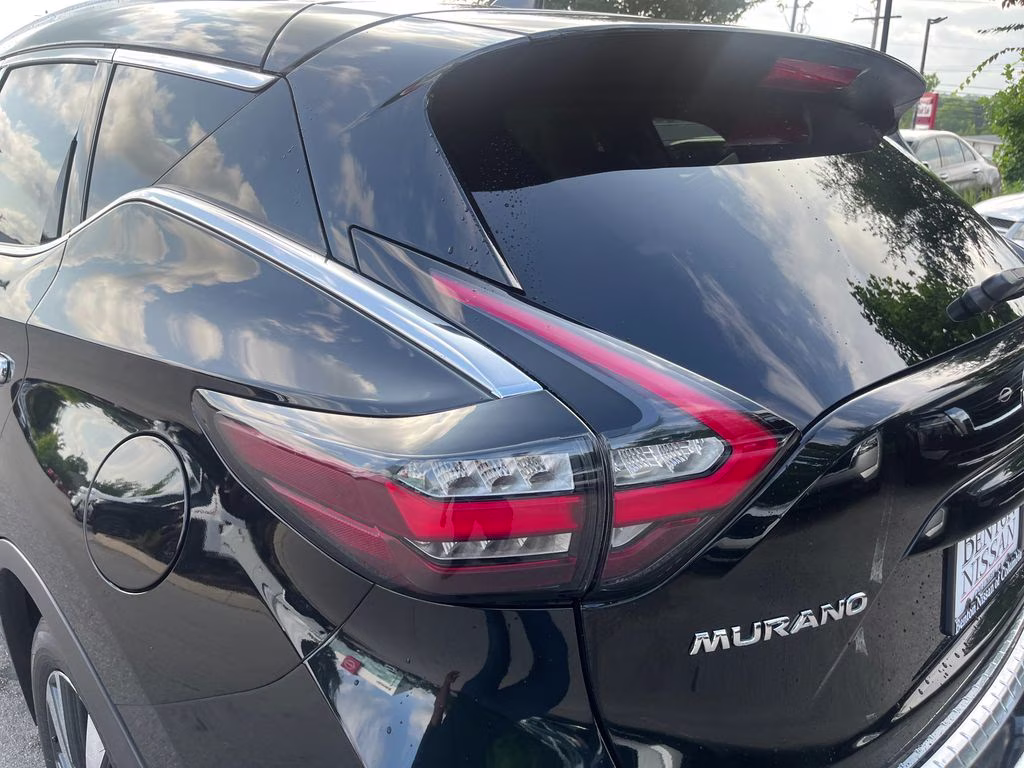 2022 Magnetic Black Pearl Nissan Murano SL FWD SUV