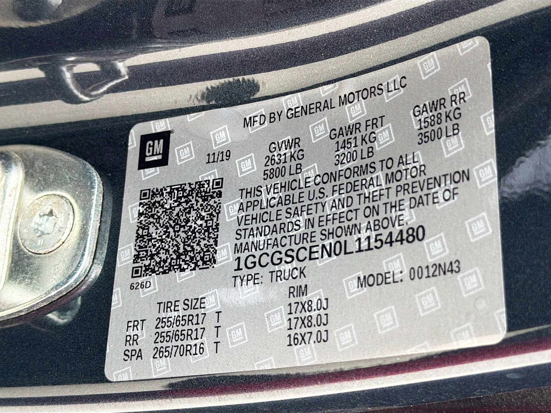 2020 Shadow Gray Metallic Chevrolet Colorado LT RWD Truck