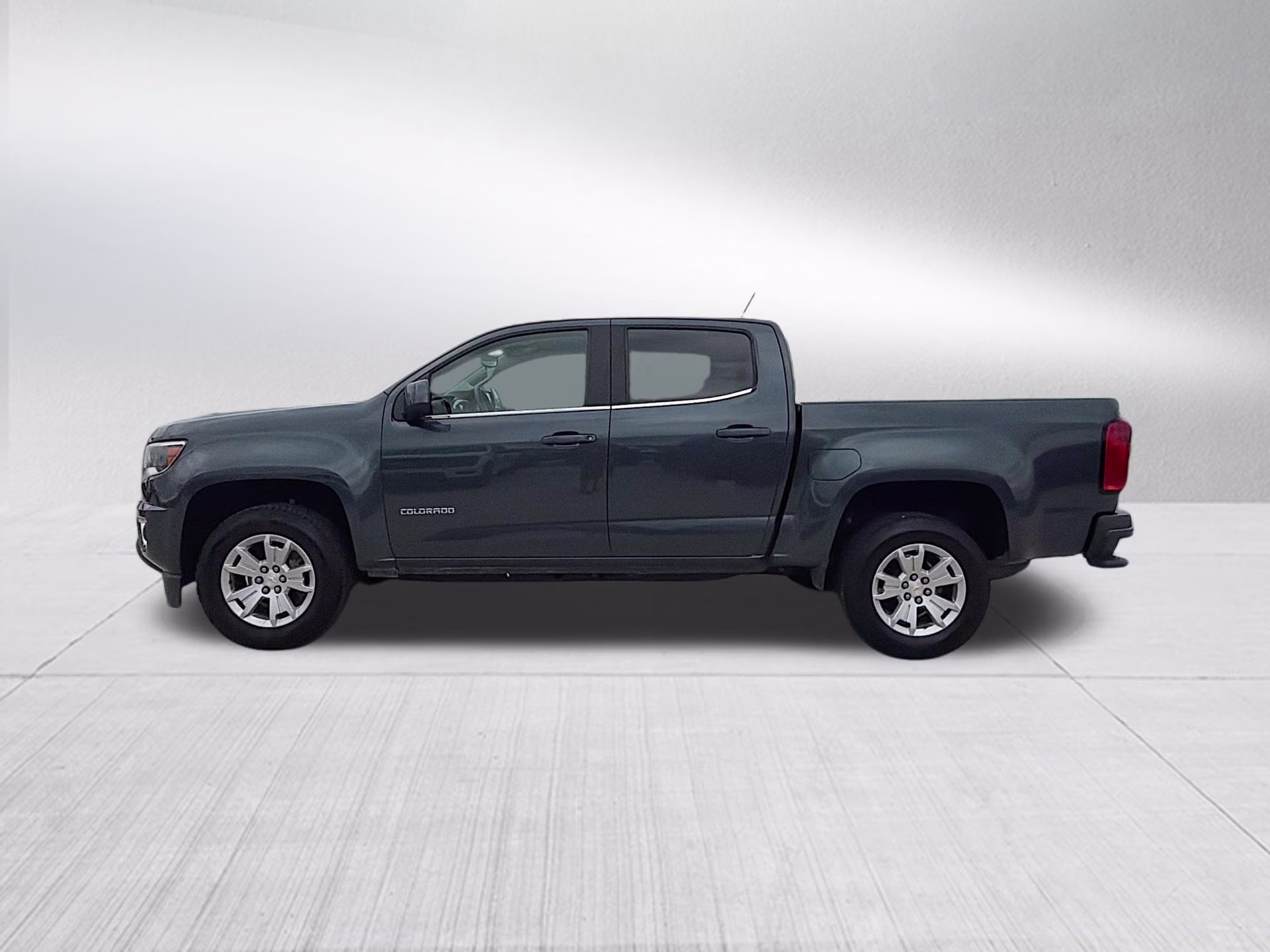2020 Shadow Gray Metallic Chevrolet Colorado LT RWD Truck