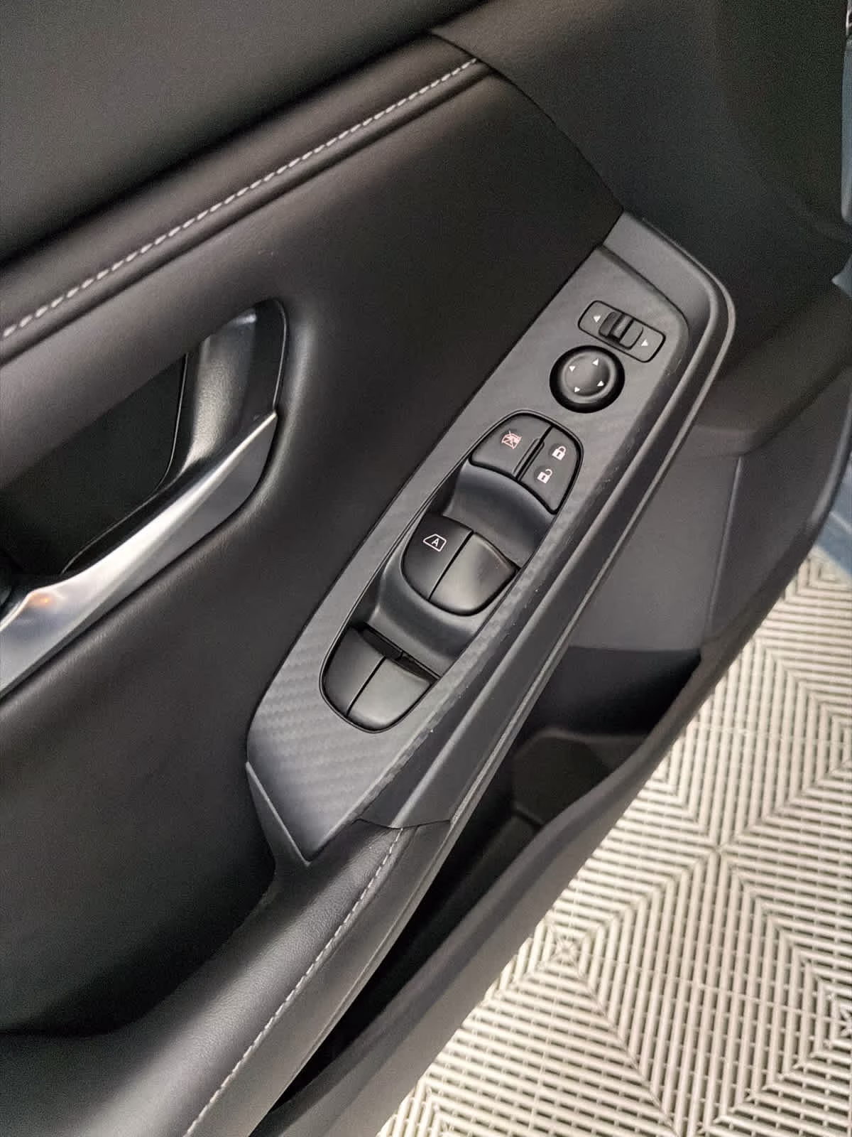 2025 Atlantic Gray Metallic Nissan Sentra SV FWD Sedan