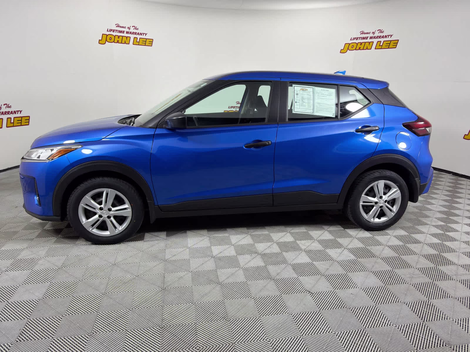 2025 Electric Blue Metallic Nissan Kicks Play S FWD SUV