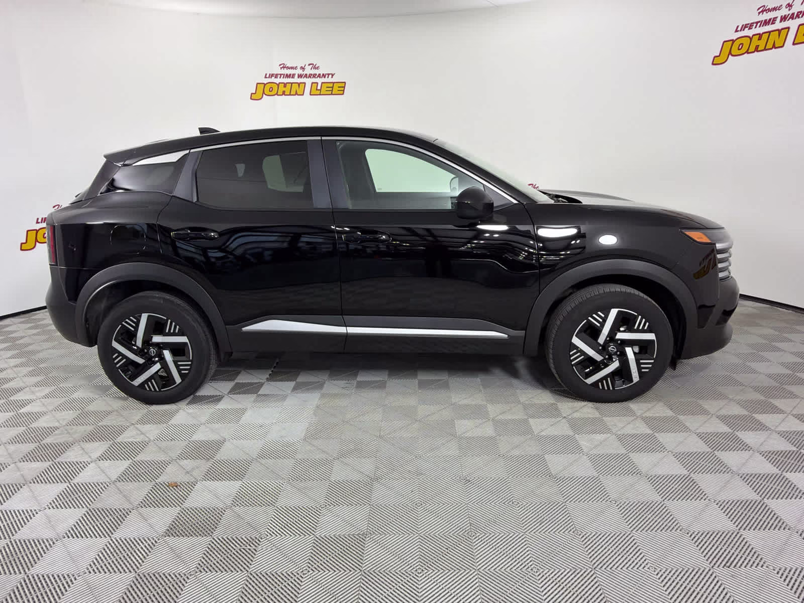 2025 Super Black Nissan Kicks SV FWD SUV