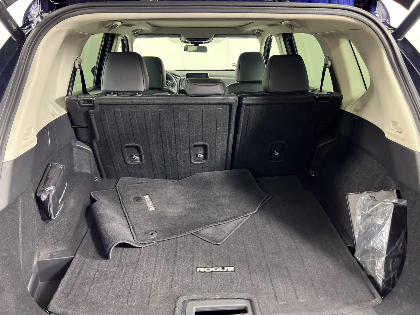 2025 Deep Ocean Blue Pearl Nissan Rogue SV FWD SUV