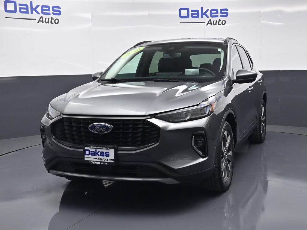 2023 Carbonized Gray Metallic Ford Escape Hybrid Platinum AWD SUV