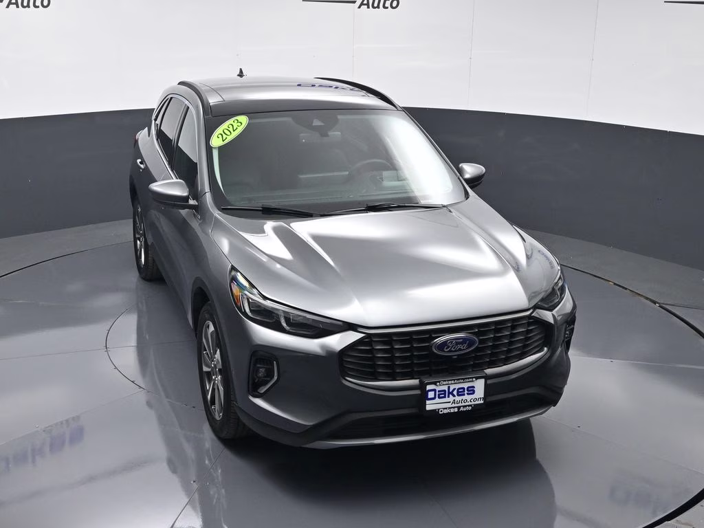 2023 Carbonized Gray Metallic Ford Escape Hybrid Platinum AWD SUV